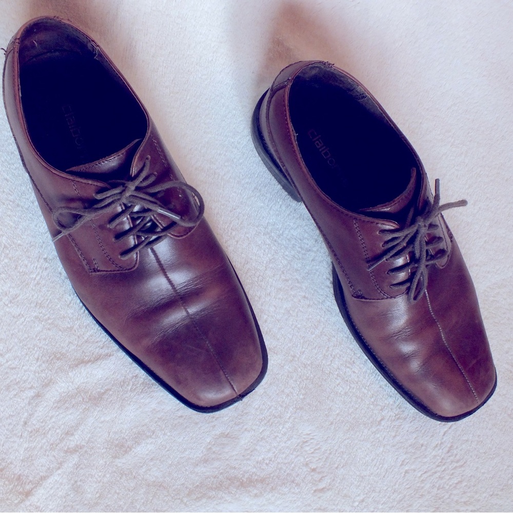 Leather dress shoes